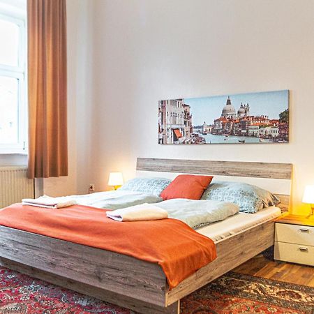 Comfy 2Br- Apartment Near Wiener Stadthalle 外观 照片