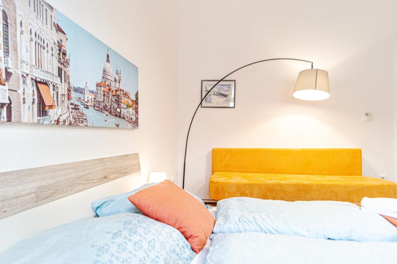 Comfy 2Br- Apartment Near Wiener Stadthalle 外观 照片