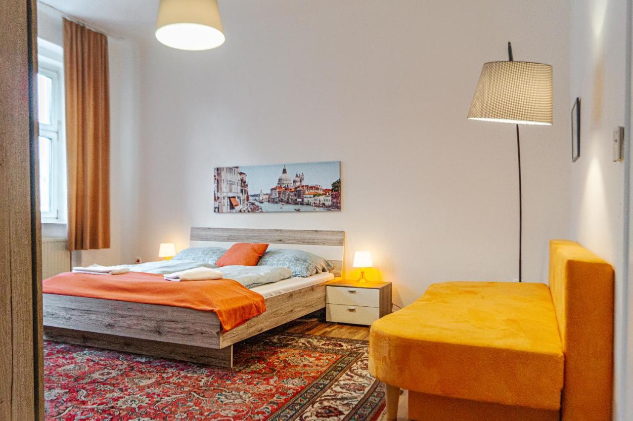 Comfy 2Br- Apartment Near Wiener Stadthalle 外观 照片