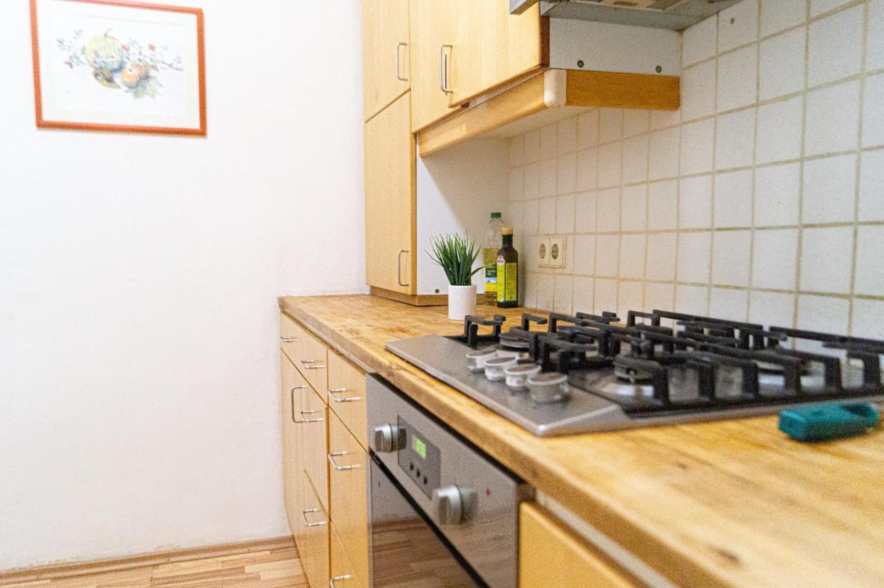 Comfy 2Br- Apartment Near Wiener Stadthalle 外观 照片